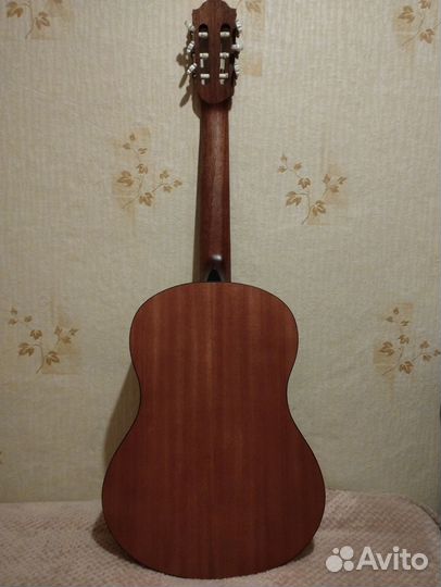 Классическая гитара Flight - C100