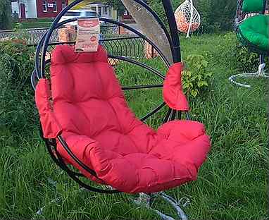 Подвесное кресло веер б/рот черное с красной подуш