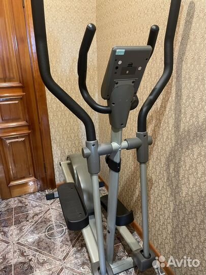 Эллиптический тренажер torneo