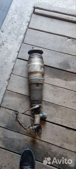 Пневмостойка Hyundai Equus передняя левая