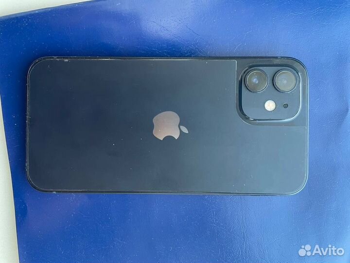 iPhone 12, 64 ГБ