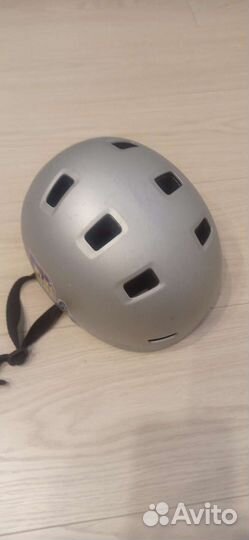 Шлем для роликов