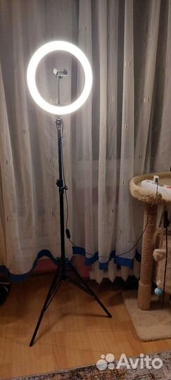 Кольцевая лампа со штативом 32 см