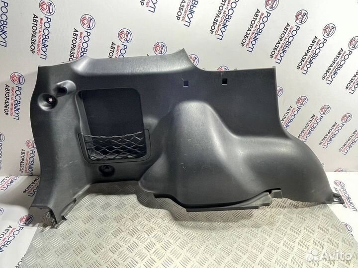 Обшивка багажника Ford Escape