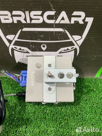 Блок управления дверьми Toyota Cresta GX100 1G-FE