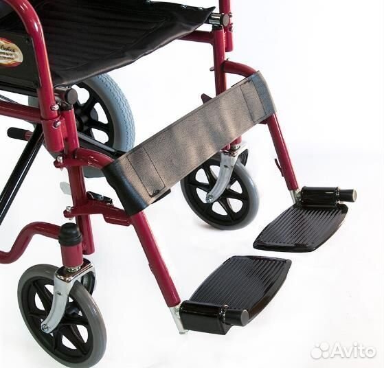 Кресло-каталка инвалидная FS904B