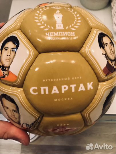 Футбольный мяч с автографами iPhone 14 pro max