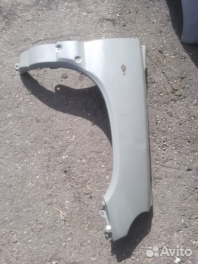 Крыло переднее правое Niva chevrolet