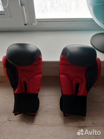 Боксерские перчатки 12 oz adidas