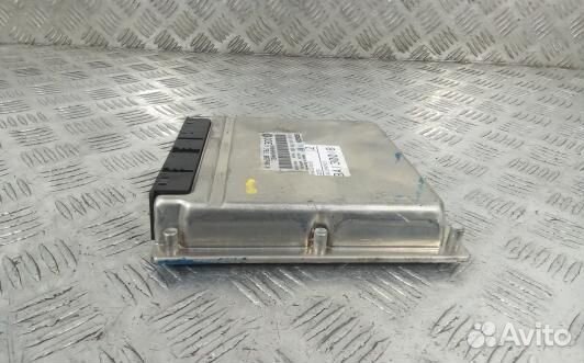 Блок управления двс land rover range rover 3 (UML1