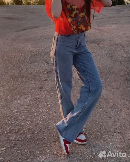 Продаются джинсы