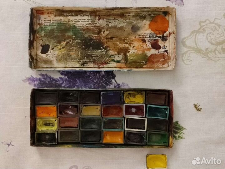 Краски акварельные Ленинград 24 цвета