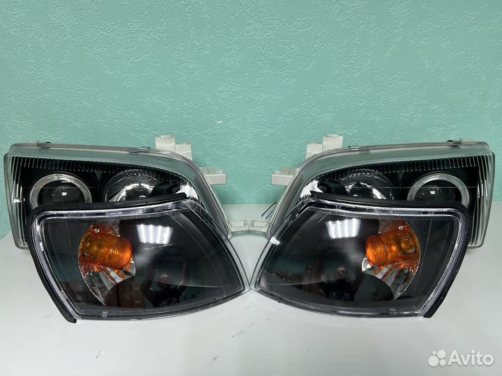 Фары Toyota Corona Caldina Carina E 190 Чёрные