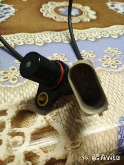 Датчик положения коленвала