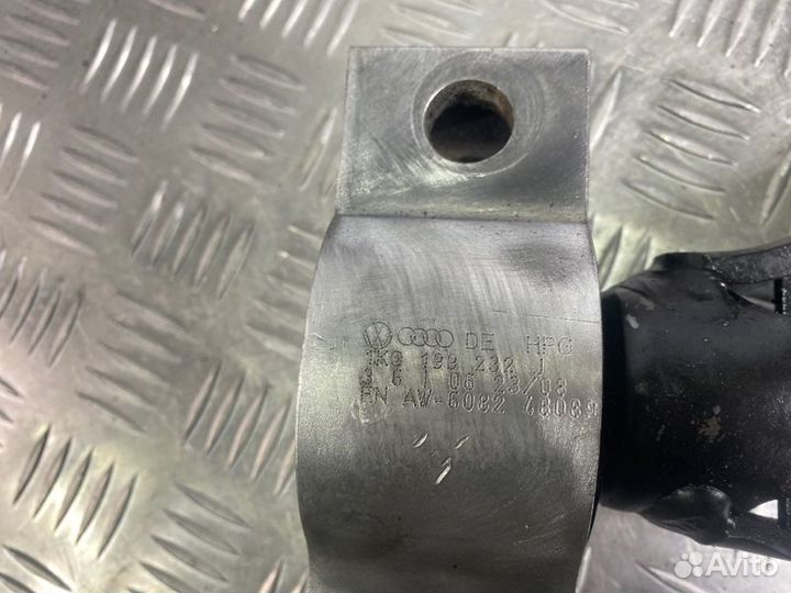 Рычаг подвески нижний передний правый Volkswagen