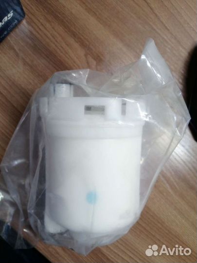 Продам фильтр топливный в бак новый для тойоты