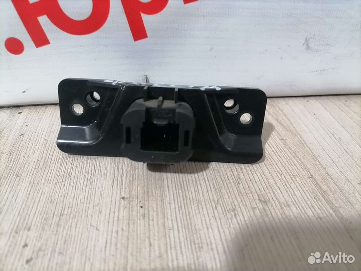 Кнопка аварийки Ford Fusion