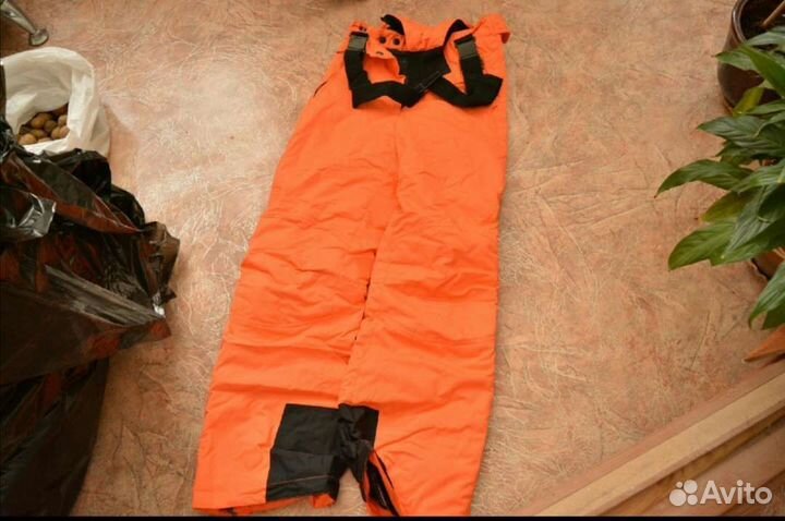 Горнолыжный костюм женский 42 44