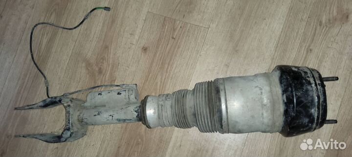 Амортизатор передний мерседес M-Class W166