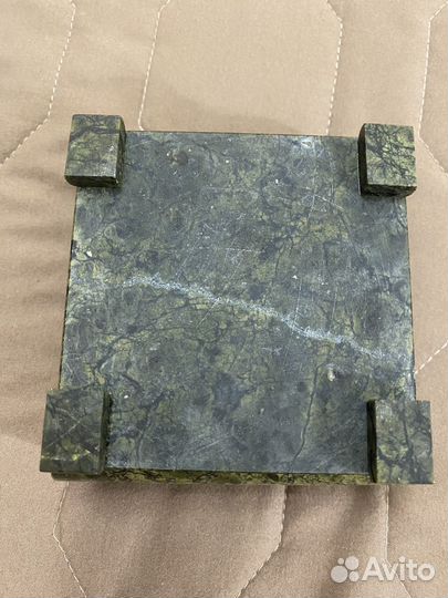 Малахитовая шкатулка