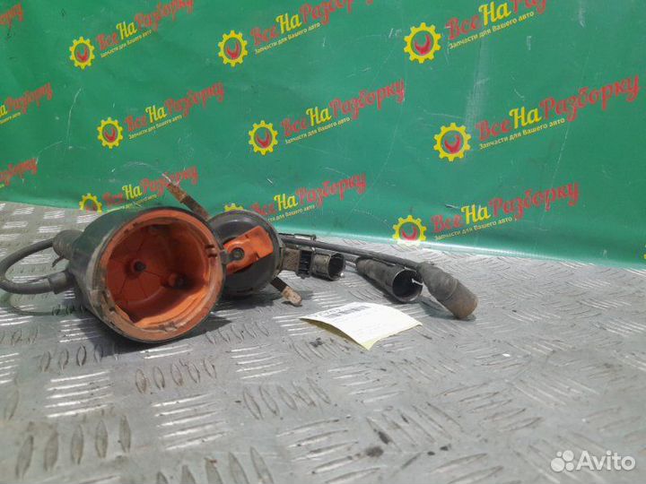 Трамблер Volkswagen Passat B4 седан 1.8 RP 1995