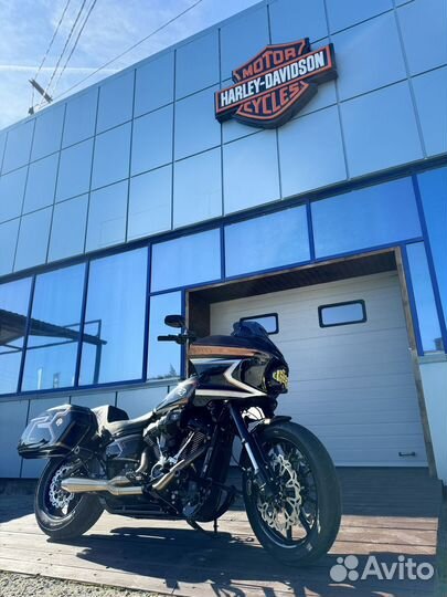 Harley Davidson low rider st