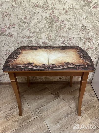 Кухонный стол раскладной