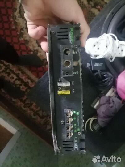 Двухканальный усилитель