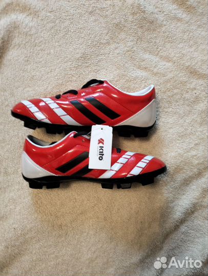 Футбольные бутсы