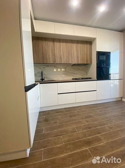 Угловые кухни на заказ