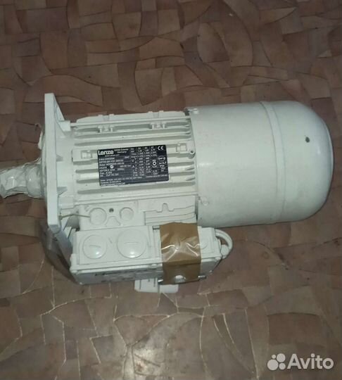 Мотор-редуктор Lenze