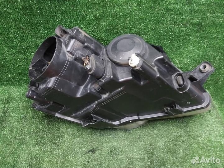 Фара левая Volkswagen Passat (B6) (2005-2010) Фол