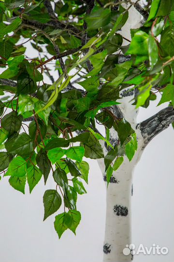 Искусственное дерево 