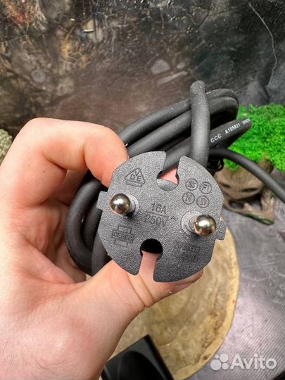 Фен Dyson Supersonic