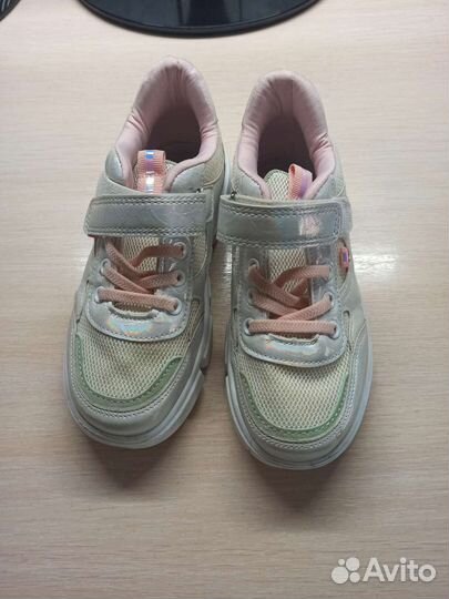Кроссовки для девочки 31р