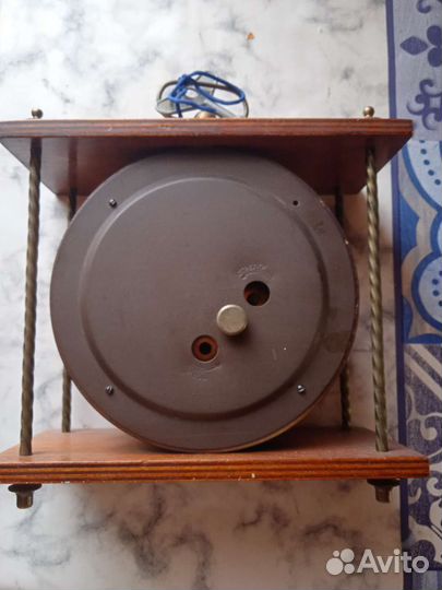 Настольные часы Весна