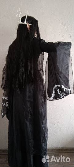 Косплей хэ сюань / черновод