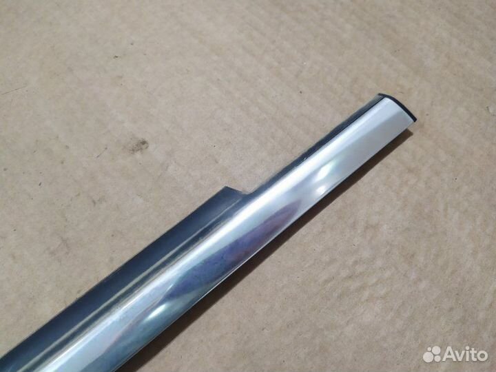 Молдинг двери задний правый Mercedes Glk Х204