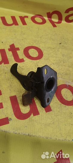 Замок капота Bmw 3-Series E90 N52B30A 2005