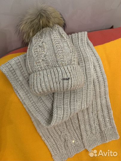 Шапка, шарф зимний новый 55-57