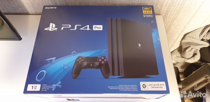 Sony PlayStation 4 Pro (PS4 Pro) 1TB CUH-7108B