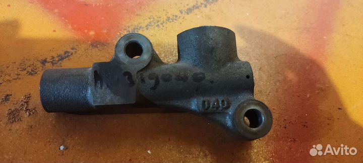 Гидронатяжитель ремня грм mitsubishi 6g72 md319040