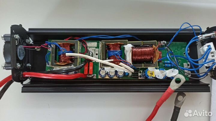 Инвертор 600W. Преобразователь для аккамулятора
