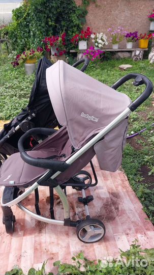 Прогулочная коляска