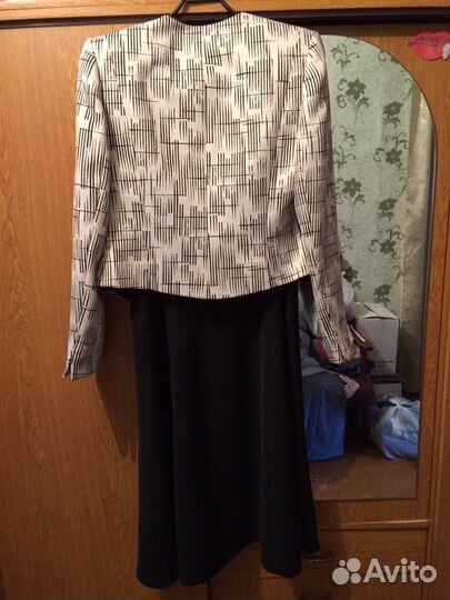 Продам костюм в хорошем состоянии