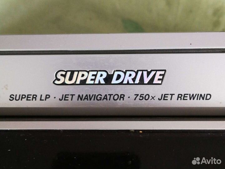 Видеомагнитофон 