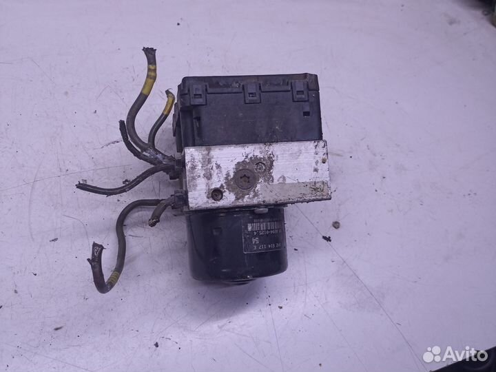 Блок ABS volkswagen golf 3