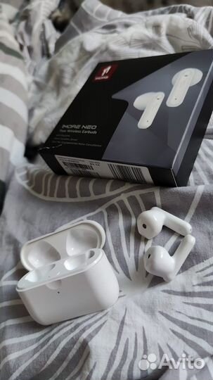 Беспроводные наушники OneMore NEO белые