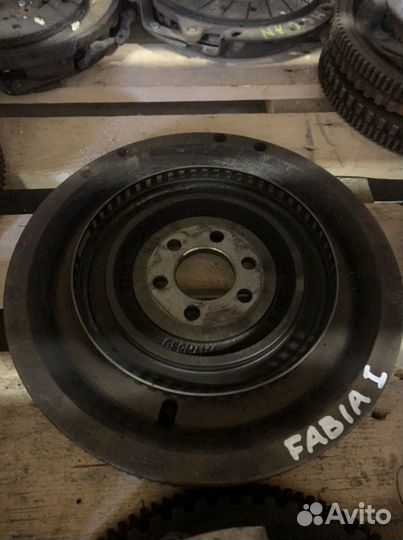 Маховик Skoda Fabia 1