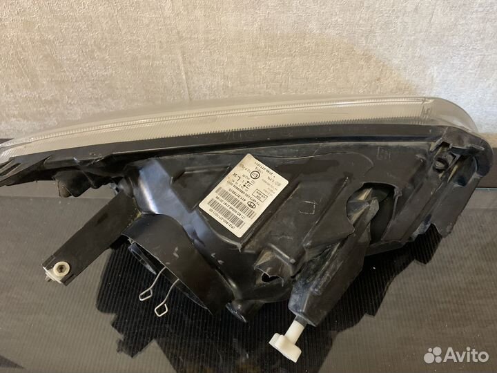 Фара левая LADA granta